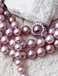 Pink Pearls Are Classic Ones NYT: Timeless Elegance and Modern Appeal